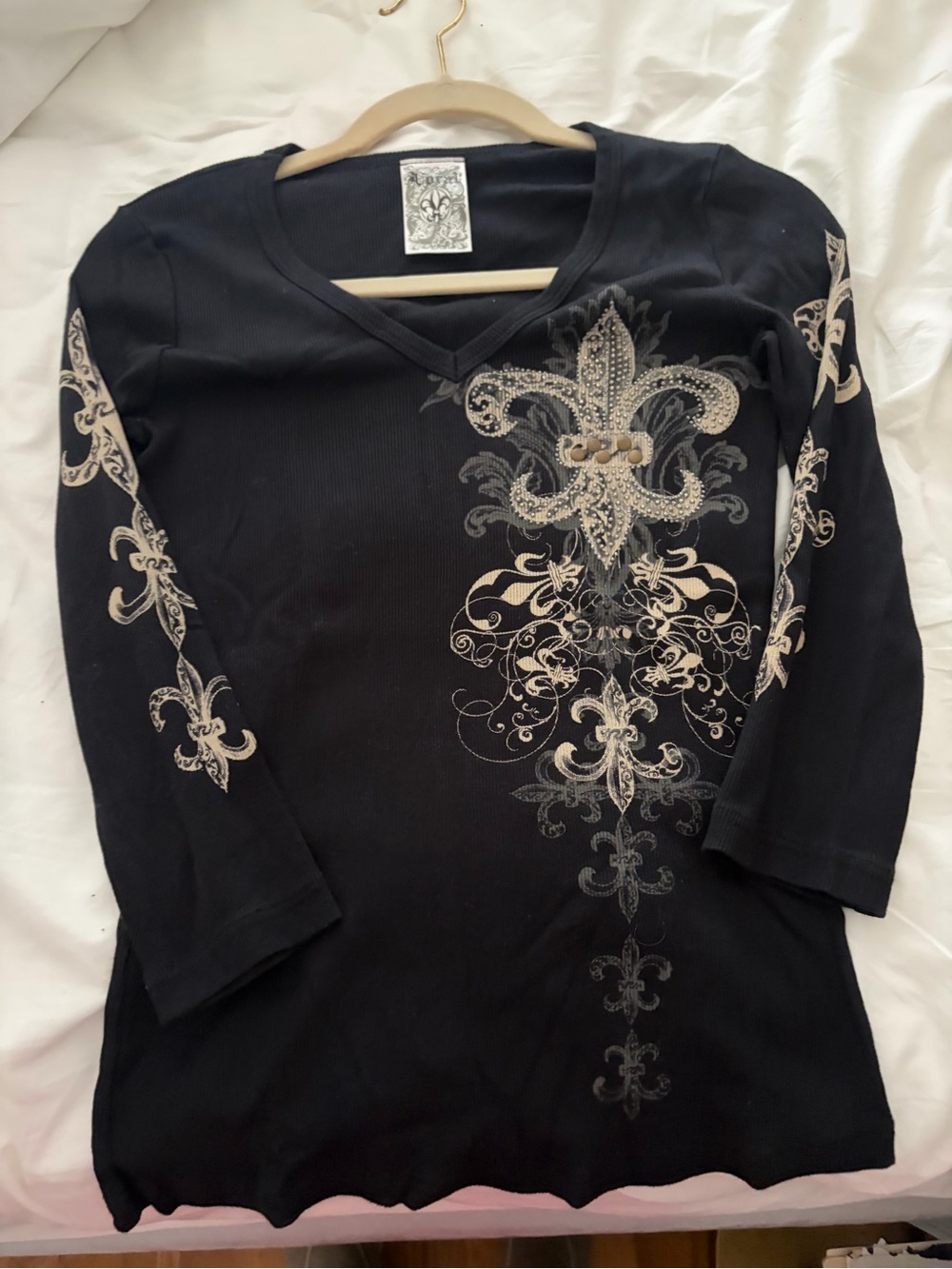 Vocal Black 3/4 Sleeve V-Neck Top with Silver Fleur-de-Lis Embellishment